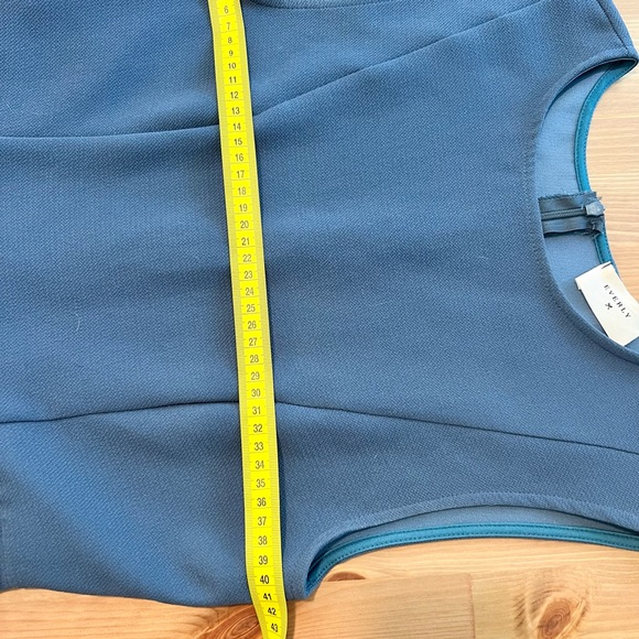 High low dress - Picture 3 of 7